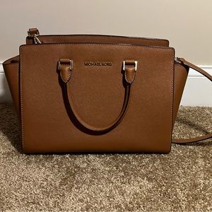 Michael Kors Selma Satchel (Large)